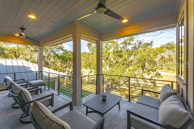 59 Stoney Creek Rd, Hilton Head Island, SC 29928