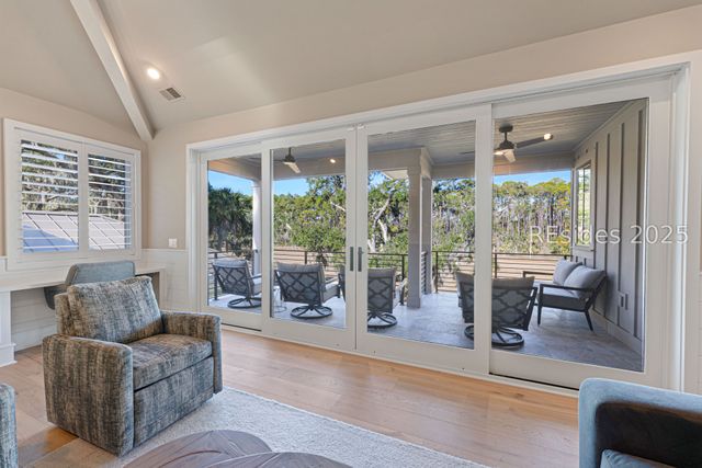 59 Stoney Creek Rd, Hilton Head Island, SC 29928