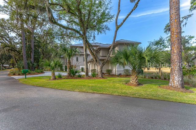 59 Stoney Creek Rd, Hilton Head Island, SC 29928