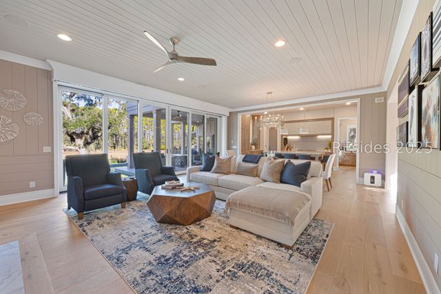 59 Stoney Creek Rd, Hilton Head Island, SC 29928