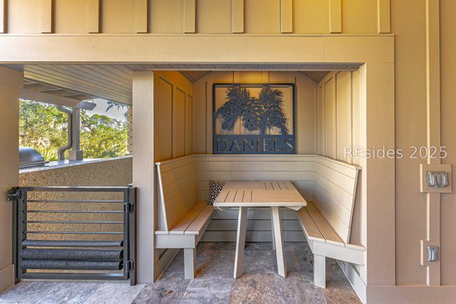 59 Stoney Creek Rd, Hilton Head Island, SC 29928