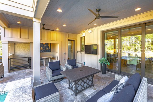 59 Stoney Creek Rd, Hilton Head Island, SC 29928