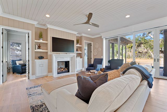 59 Stoney Creek Rd, Hilton Head Island, SC 29928