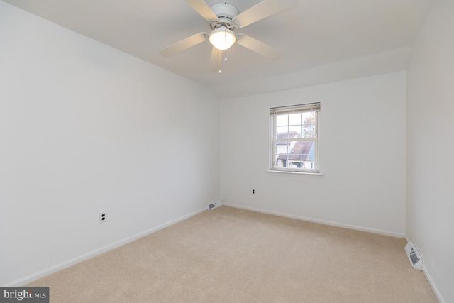 17 LANFORD RD, New Castle, DE 19720