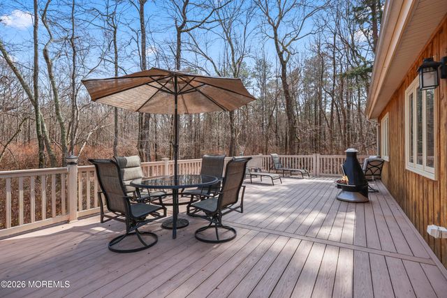 353 E Pleasant Grove Road, Jackson, NJ 08527