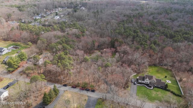 353 E Pleasant Grove Road, Jackson, NJ 08527