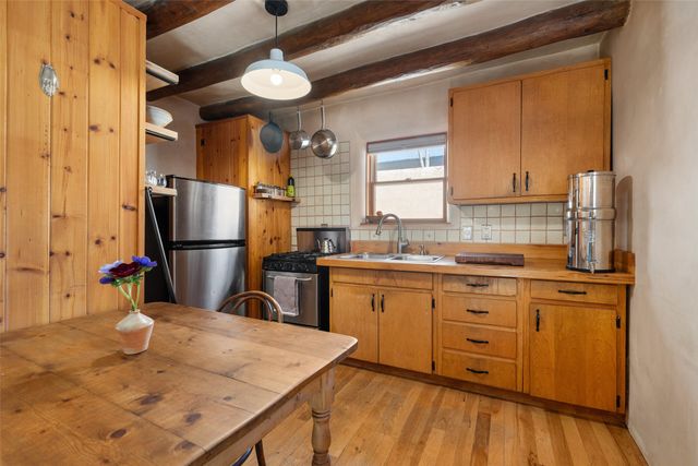 945 Agua Fria C, Santa Fe, NM 87501