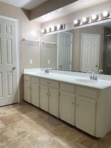 4615 Sao Paulo Street, Pasadena, TX 77504