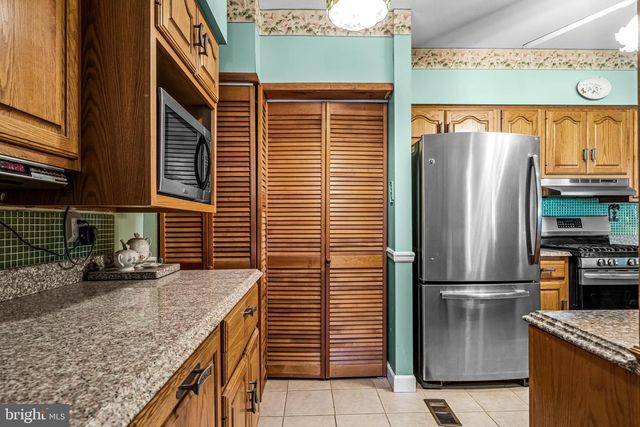 3 LANCASHIRE DRIVE, Mount Holly, NJ 08060