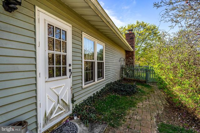 3 LANCASHIRE DRIVE, Mount Holly, NJ 08060