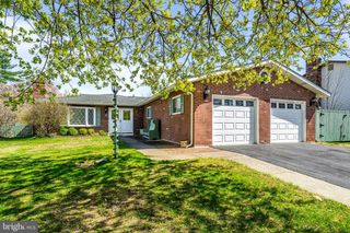 3 LANCASHIRE DRIVE, Mount Holly, NJ 08060