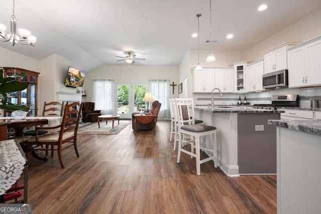 151 Westbrook Crsg Crossing, Acworth, GA 30102