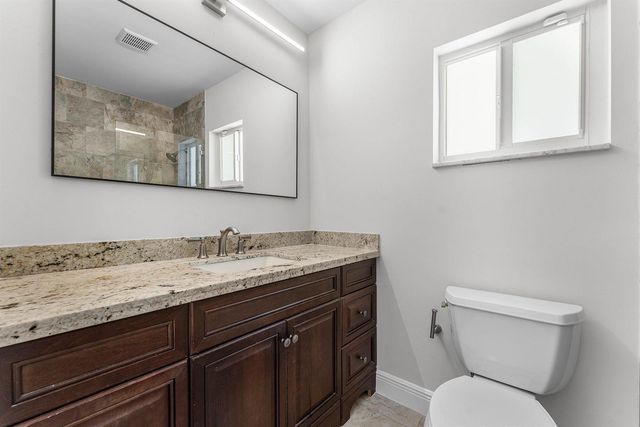 1525 SE 6th Street, Deerfield Beach, FL 33441