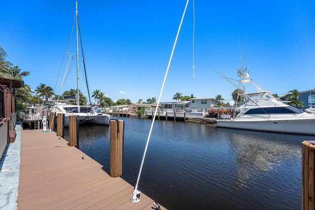 1525 SE 6th Street, Deerfield Beach, FL 33441