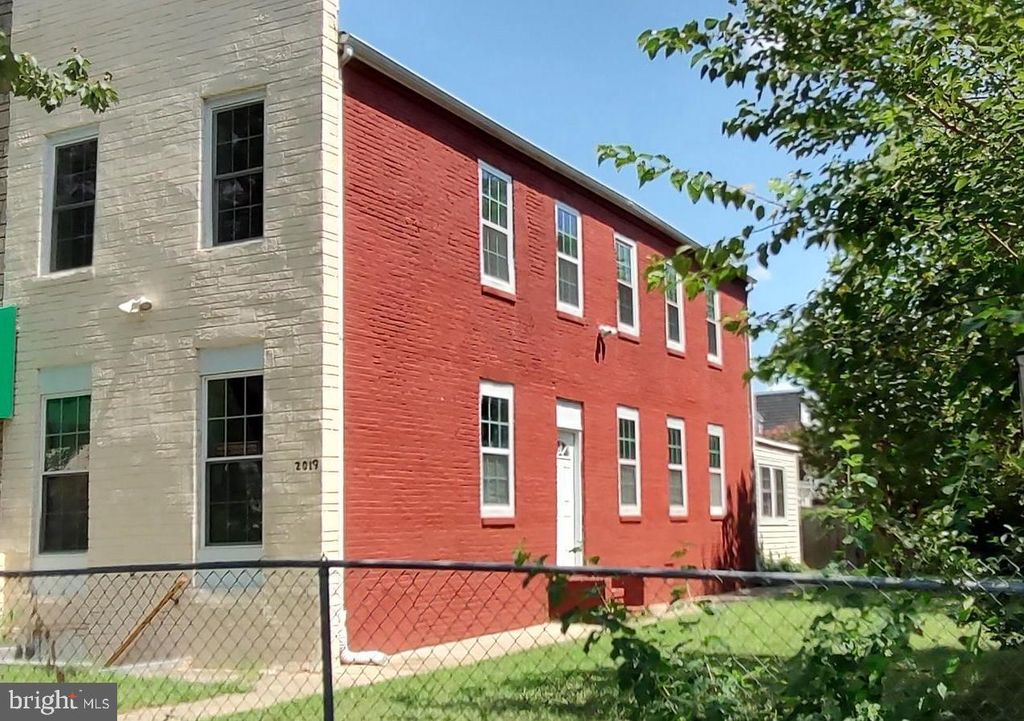 2019 BARCLAY ST, Baltimore, MD 21218
