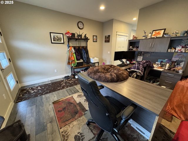 2317 LAURA Ln, North Bend, OR 97459