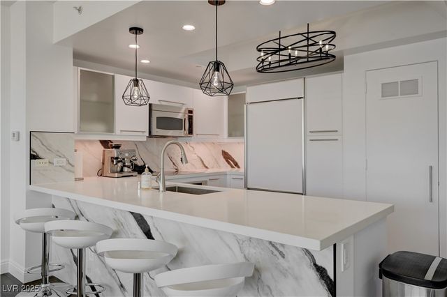 222 Karen Avenue 3301, Las Vegas, NV 89109