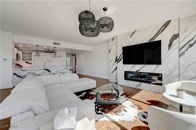 222 Karen Avenue 3301, Las Vegas, NV 89109