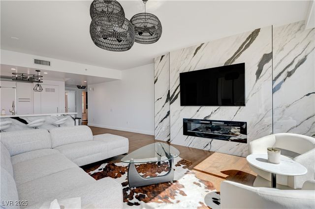 222 Karen Avenue 3301, Las Vegas, NV 89109