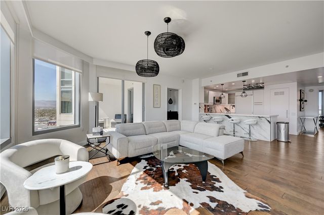 222 Karen Avenue 3301, Las Vegas, NV 89109