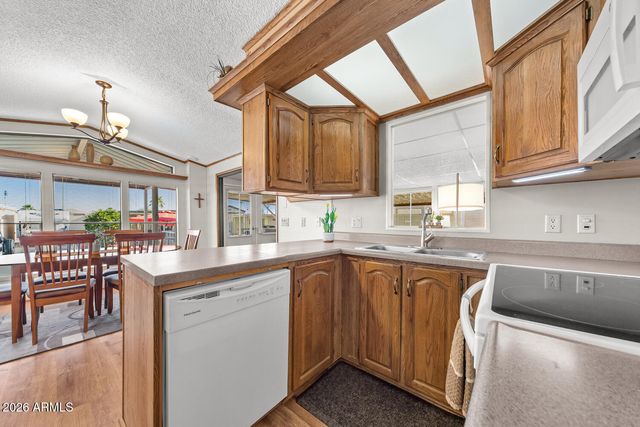 17200 W BELL Road 591, Surprise, AZ 85374