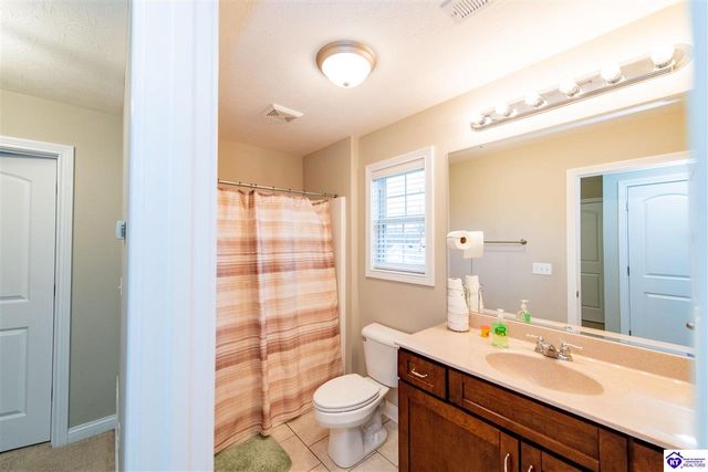 110 E Mandarin Court, Elizabethtown, KY 42701