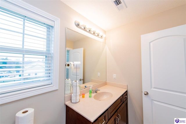 110 E Mandarin Court, Elizabethtown, KY 42701