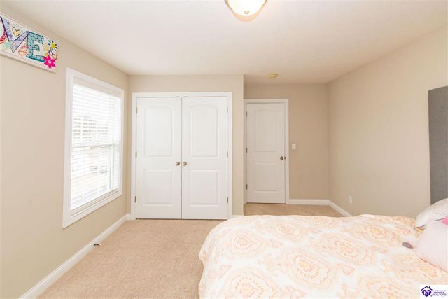 110 E Mandarin Court, Elizabethtown, KY 42701