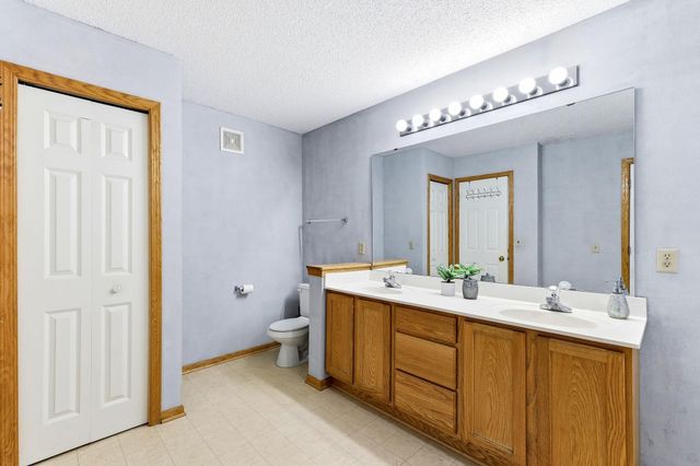 1899 Wildflower Court, Shoreview, MN 55126