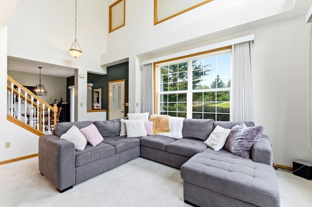 1899 Wildflower Court, Shoreview, MN 55126