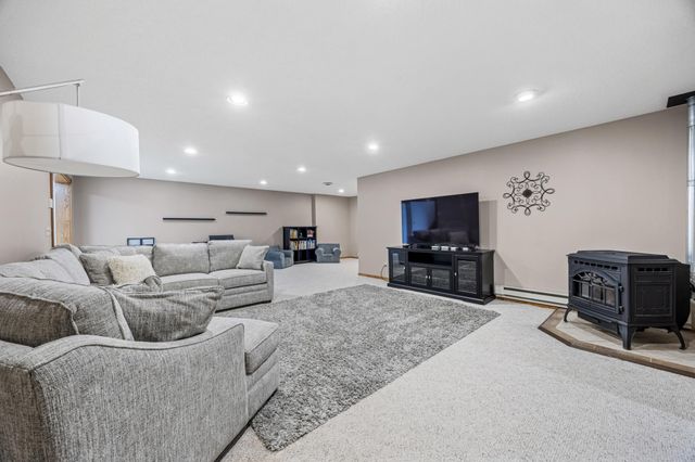 412 DAISY Lane, Ada, MN 56510