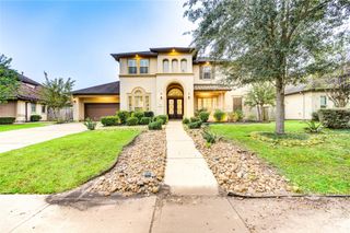 5707 Avon Landing Lane, Sugar Land, TX 77479