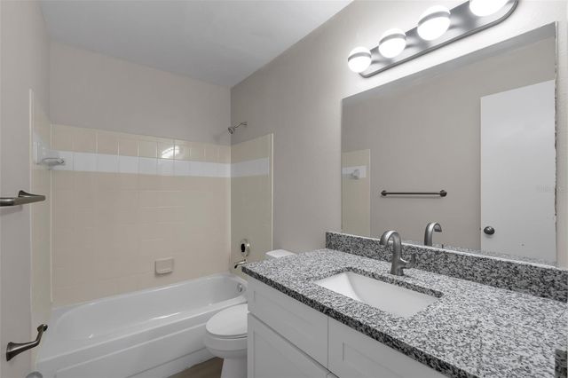 3016 PARKWAY BOULEVARD 206, Kissimmee, FL 34747