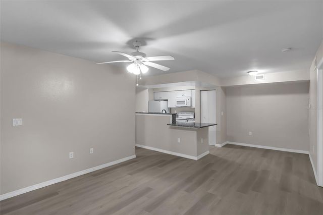 3016 PARKWAY BOULEVARD 206, Kissimmee, FL 34747