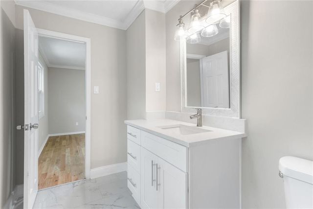 4645 Dunwoody Club Dr, Dunwoody, GA 30350