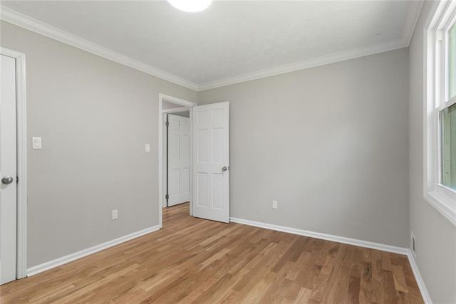 4645 Dunwoody Club Dr, Dunwoody, GA 30350