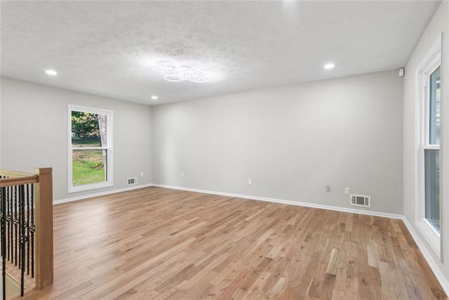 4645 Dunwoody Club Dr, Dunwoody, GA 30350