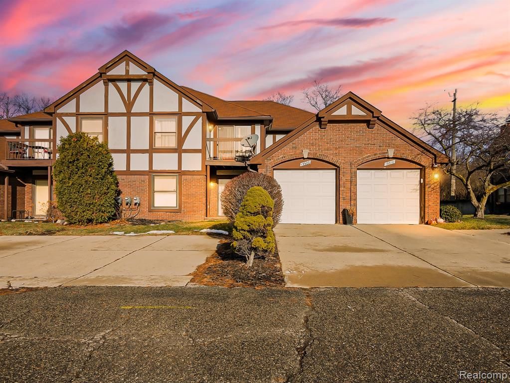 19500 W 11 Mile Road, Lathrup Village, MI 48076