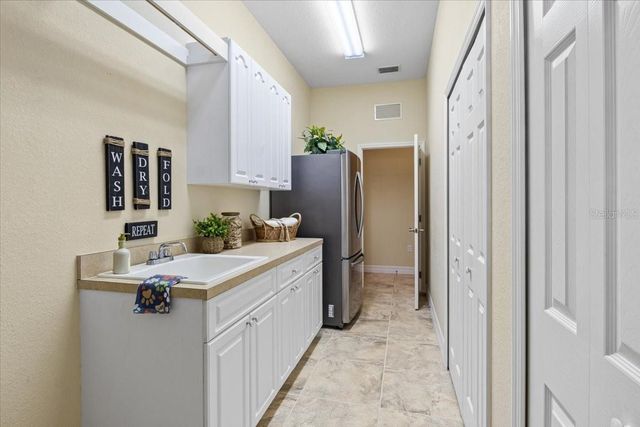 11443 SAVANNAH LAKES DRIVE, Parrish, FL 34219