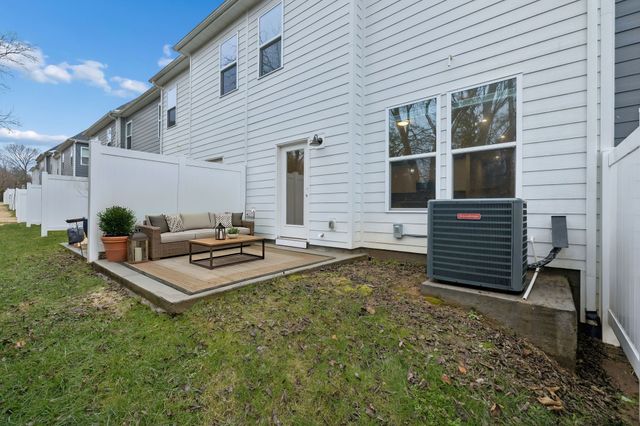 170 Brighton Ln, Lebanon, TN 37090