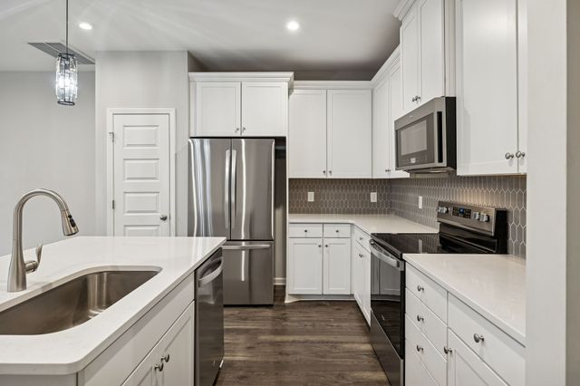 170 Brighton Ln, Lebanon, TN 37090