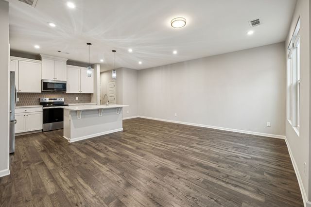 170 Brighton Ln, Lebanon, TN 37090