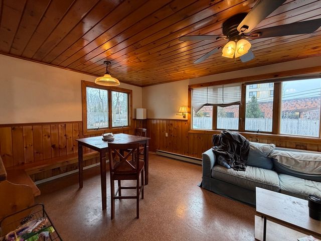 92 Wallingford Rd 1, Boston, MA 02135