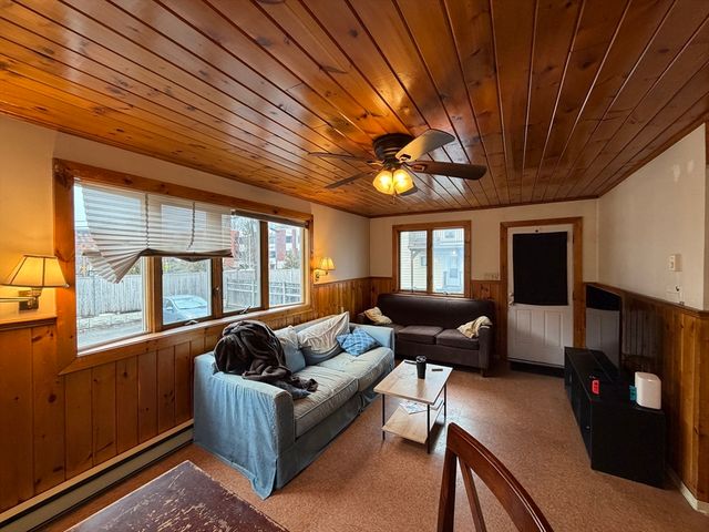 92 Wallingford Rd 1, Boston, MA 02135