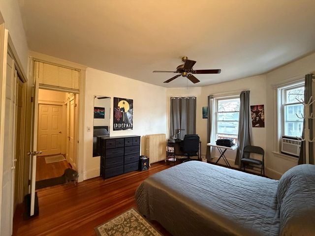 92 Wallingford Rd 1, Boston, MA 02135