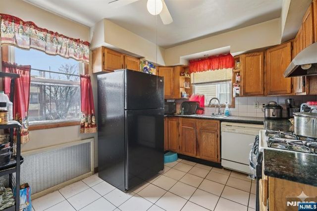 211 Newark Avenue, Bloomfield, NJ 07003