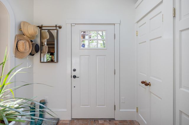 3 Lewin Road, Hanover, NH 03755