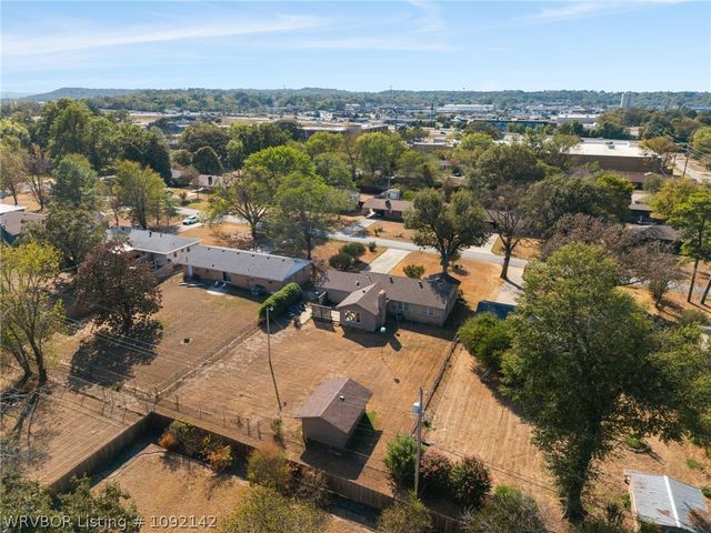 2009 S 65th Street, Fort Smith, AR 72903