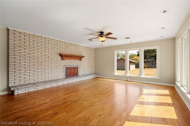 2009 S 65th Street, Fort Smith, AR 72903