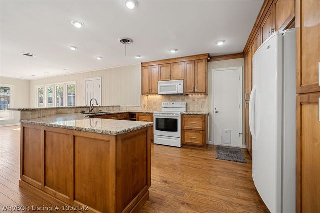 2009 S 65th Street, Fort Smith, AR 72903